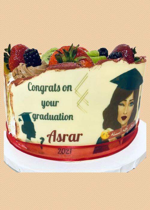 A cake congratulating a graduate.